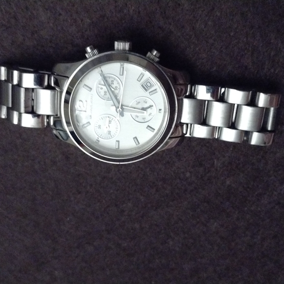 Michael Kors Small-Size Silver Watch - Picture 3 of 5